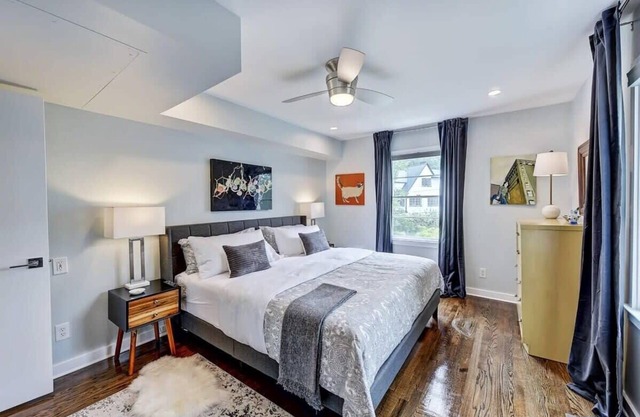 510 Queens 205: Relax and Recharge in Myers Park