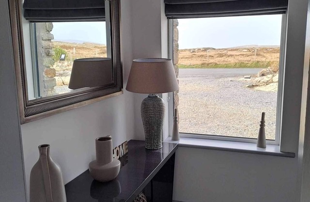Stylish newly built house 3 Bedroom and 3 bathroom family & Pet friendly.