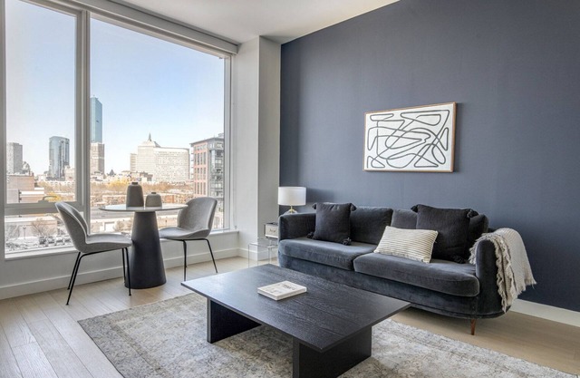 Stylish South End Studio w/ W/D & Gym, nr Whole Foods, by Blueground