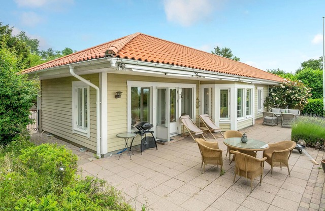 Alojamiento de 3 habitaciones en Helsinge