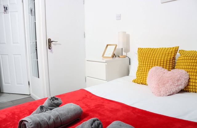Stylish studio- 15mins to Central London!