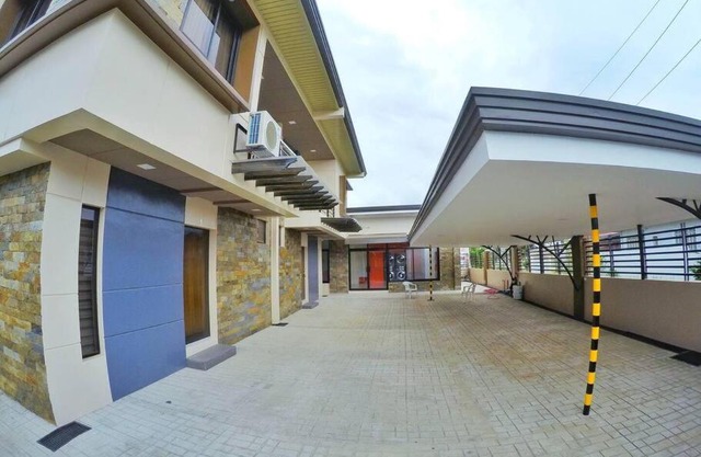 Stylish Townhouse in Balanga City Quiet Neighborhood