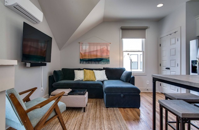 Stylish Townhouse in East Nashville