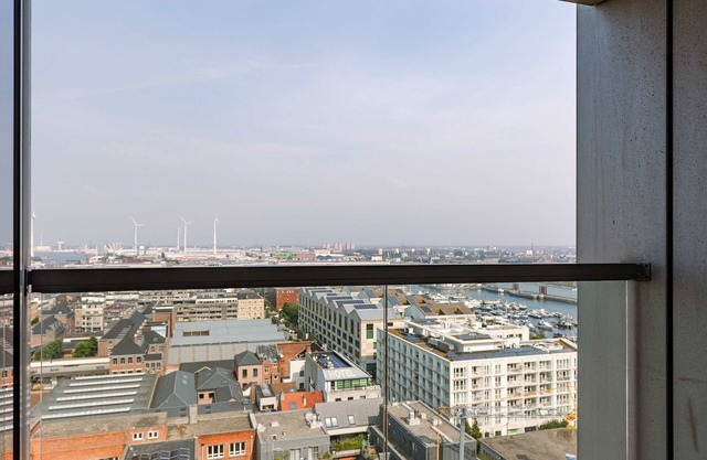 Stylish two Bedroom Apartment in Antwerp