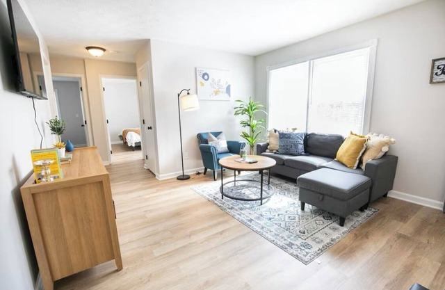 Stylish Urban Escape in the Heart of Danville-19