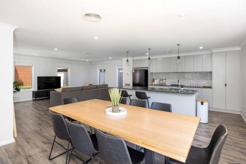 Stylish Urban Getaway in the Heart of the City
