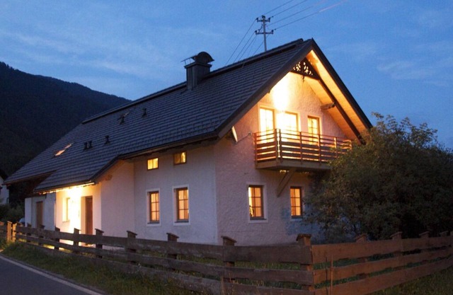 Stylish vacation apartment in an old farmhouse - south view
