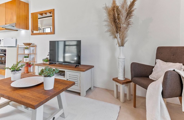 Stylish village house, with private plunge pool!