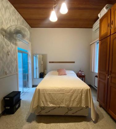 Suíte confortável numa Casa em Nazaré