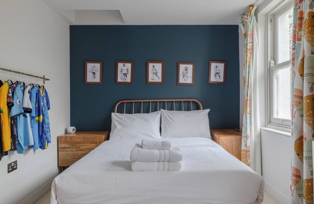 Sublime 4BD House w/Park Views - London Fields!