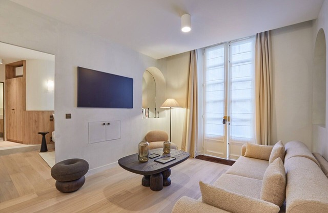 Sublime new Apartment Louvre Palais Royal