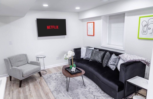 Suburban Oasis Lower-Level Apt & Designer Touches