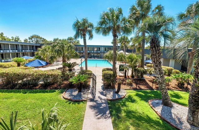 Suburban Studios Slidell I-10