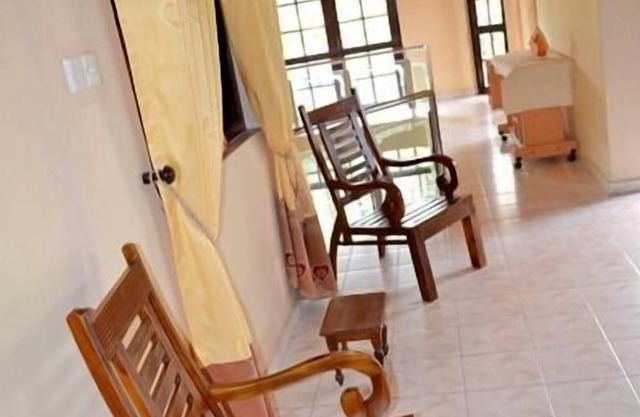 Sugandi Inn