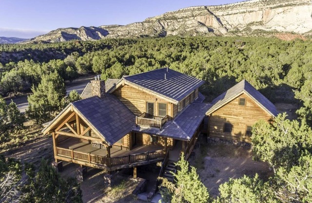 * Reserve en Airbnb * East Zion, Bryce y Grand Canyons, todos de Sugar Knoll Lodge
