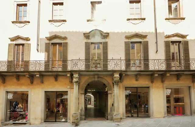 SUGAR ROOMS Residenza d' Epoca