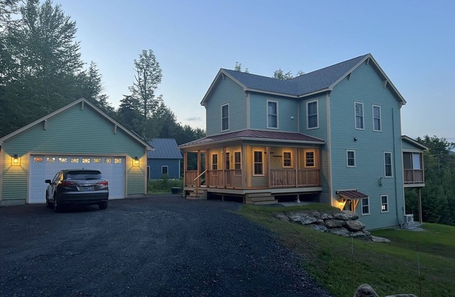Gorgeous Home 1/2 mile from the Base of Sugarbush-Mt. Ellen.
