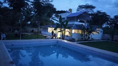 Suggi Farm House
