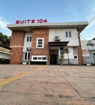 Suite 104 Hotel