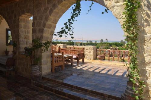 suite-2 rooms-4 beds-2 bathrooms