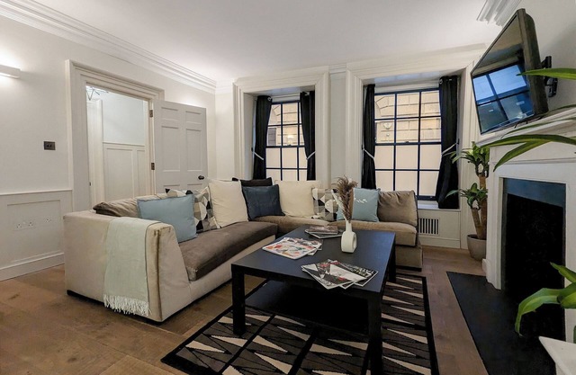 SUITE 4 DIAMOND