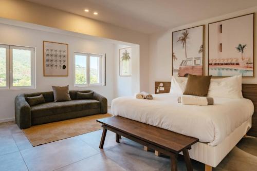 Suite 7 Mogador Residence, 1BR, brand-new, rare & luxury, beachfront