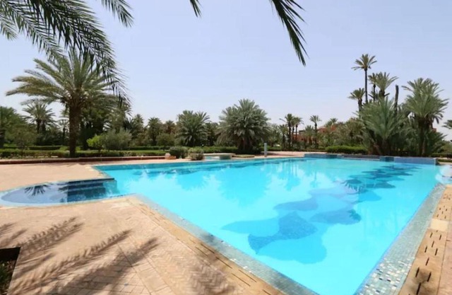 Suite dans la palmeraie refaite à neuf grande Terrasse Dar Dmana