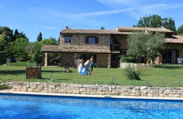 Suite de l'olivier au Mas au Coeur de la Provence &SPA