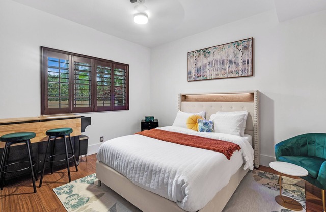 Suite located near everything in Hollywood is