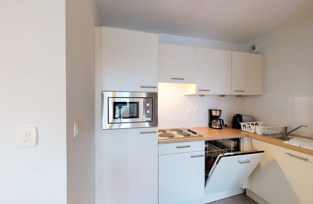 Suite for 4 people with one room with a double bed & one bunk bed