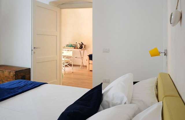 Suite Home Trani Old Town