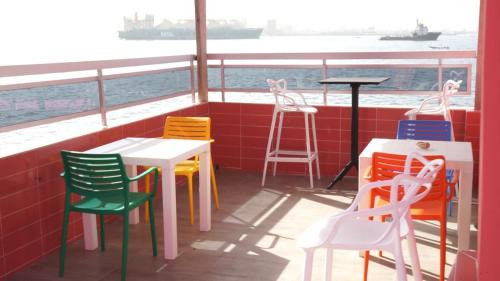 Suite Ndiambour île de Gorée résidence Azur