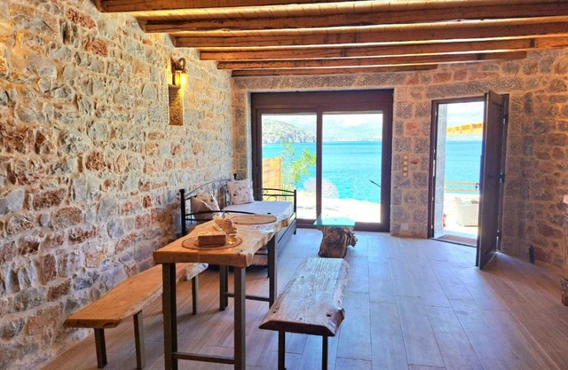 Suite of Villa Lagkadaki