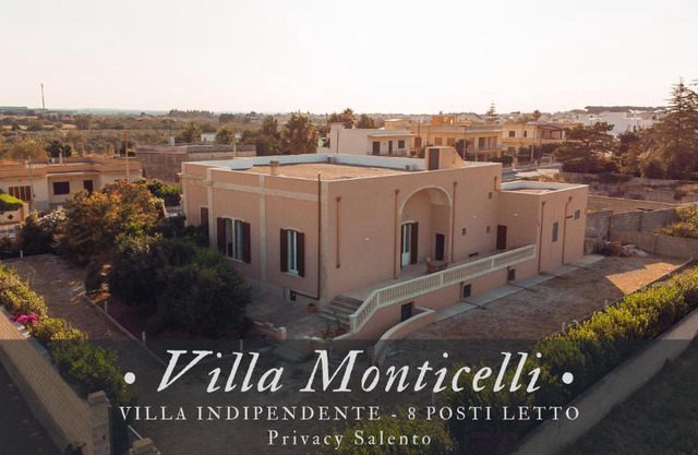 SUITE PRIVATE CON BAGNO - Aria condizionata - 16 minuti dal mare