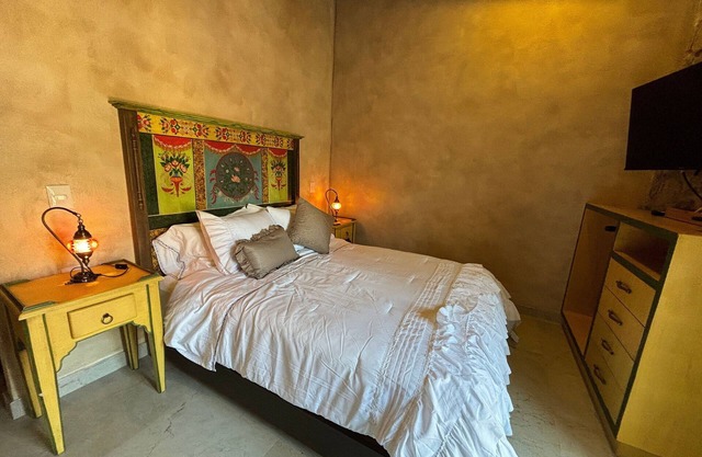 Suite Raffaello: Diseño y Comodidad en Val'Quirico