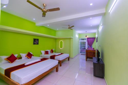 Suite Room-Varadha Residency