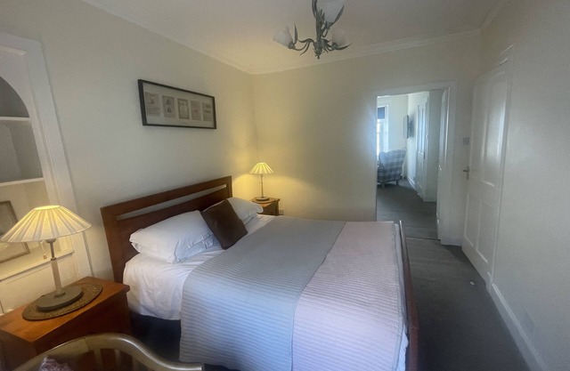 Suite with stunning sea views in the East Neuk perfect for wild swimming, golf.