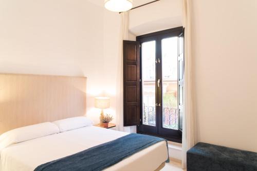 Suites Campo del Príncipe by Maxi Hoteles