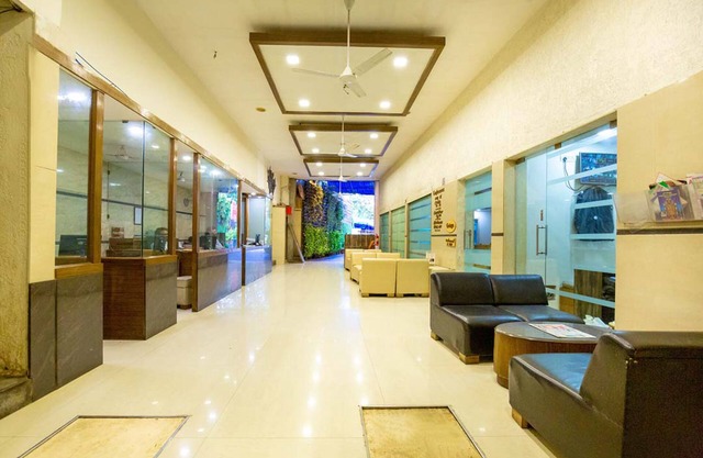 Sukh Hotel