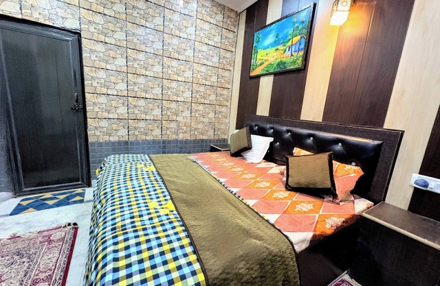 Sukoon Homestay: Peaceful stay, tasty food, comfort in nature.