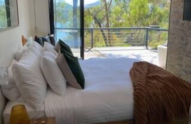 Sul Lago - Lakefront Family Friendly home