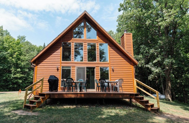 Dramático Chalet Lake Home (PONTOON GRATIS Y BARCO DE PESCA Incluido)