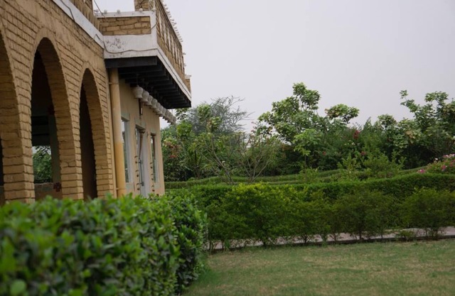 Sultanpur Resorts