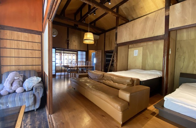 SUMITSUGU HOUSE West