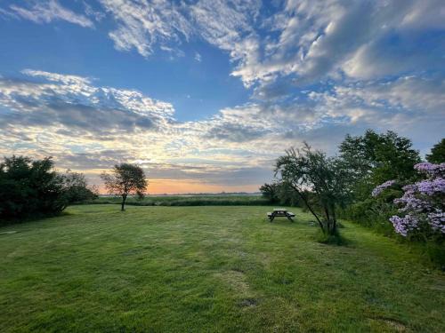 Summer Cottage Idyll At Nature's Pearl