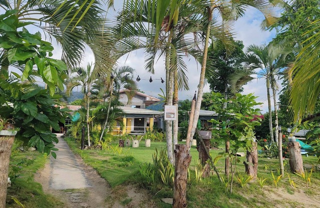 Summer Homes Beach Resort and Cottages Palawan