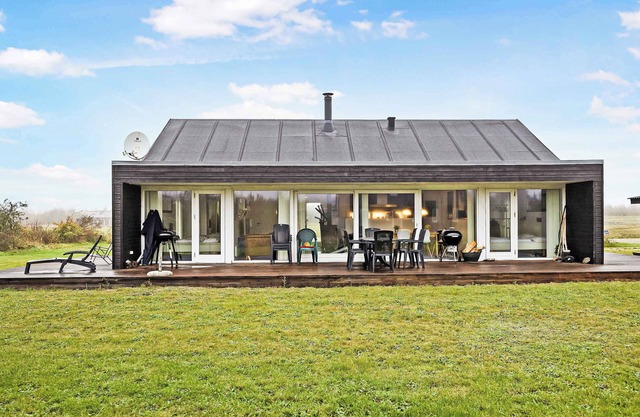 Summer house with modern luxury in North Jutland