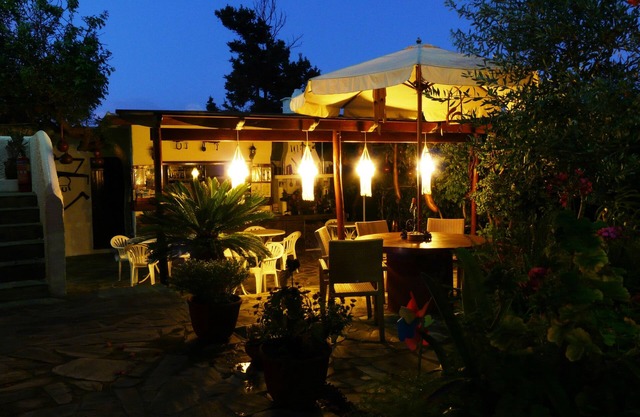 Summer Lodge