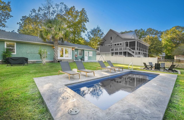 3BR Marsh & River view home with private pool