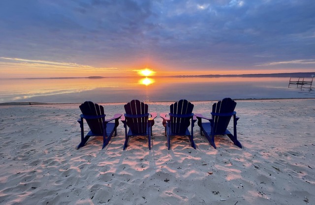 Enamórate este otoño en la romántica región vinícola de Michigan y Traverse City